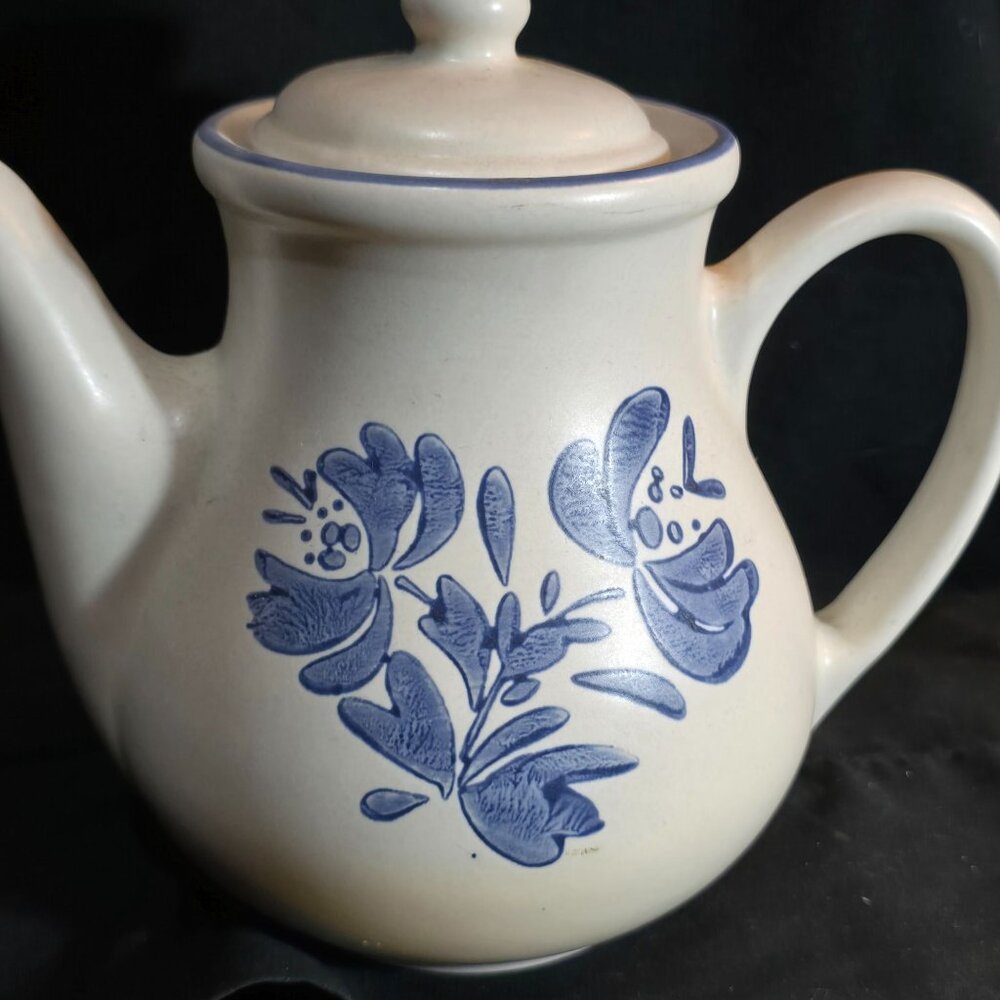 Vitreous Stoneware Tea Pot With Lid & Blue Floral Design